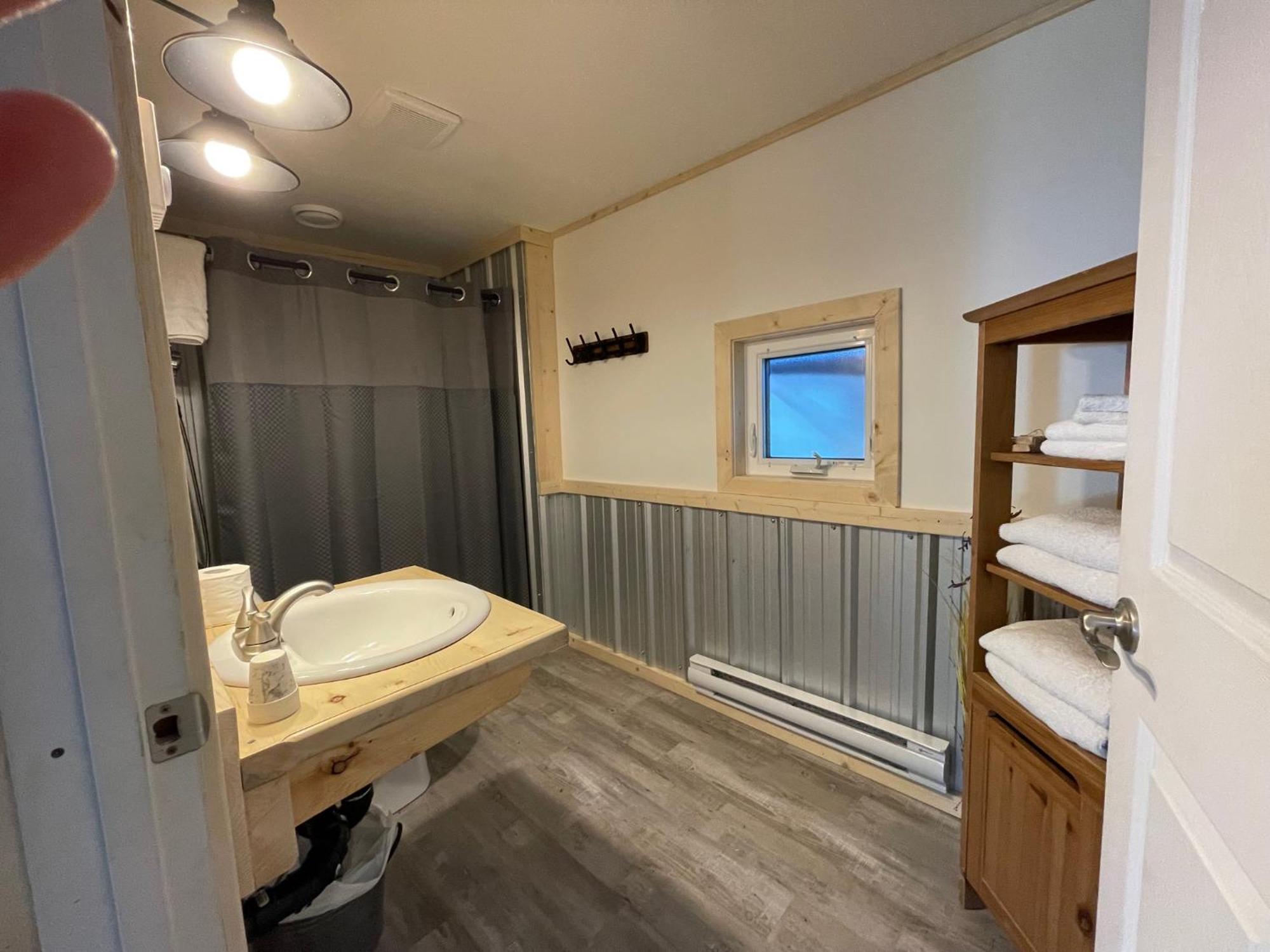 Mount Logan Ecolodge & Retreat Center Haines Junction Εξωτερικό φωτογραφία